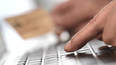 Kredi kartı - finansal işlemler Online defter ile kullanma