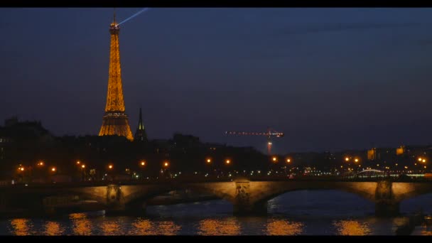 Puesta de sol en Sena-París, Francia — Vídeos de Stock