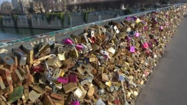 Pont des Arts-Notre Dame Katedrali, Paris, Fransa