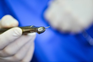 Dişçi el diş sondaj yakın çekim