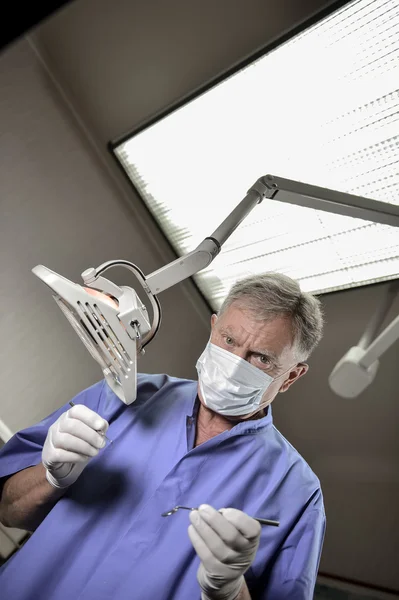 Dentist doing dental examination — Stock Photo, Image