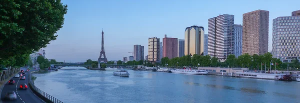 De La Defense business district van Parijs. — Stockfoto