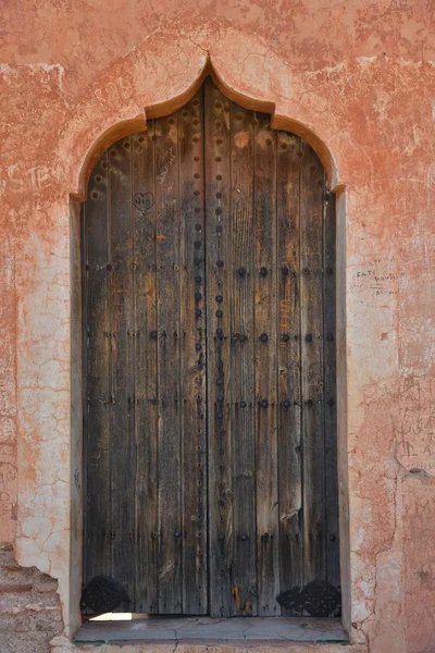 Wood Door-Menara parc in Marrakech-Morocco — Stock Photo, Image