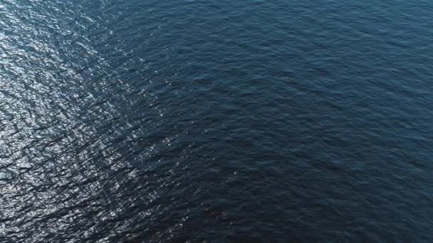 Vagues Calmes Dans Mer Vue Aérienne Avec Reflet Soleiloiseaux Vue — Video