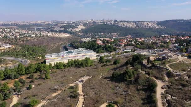 エルサレムの風景 空中の景色 イスラエル イスラエル 11月 2020独立戦争中にエルサレムに突破するための闘争のシンボル — ストック動画