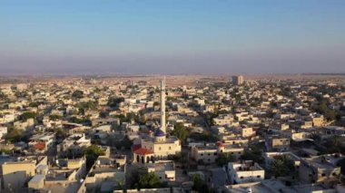 Jericho şehrindeki Jericho şehri, Ürdün Vadisi, İsrail ve Filistin 'in hava manzaralı İHA manzaralı camii.