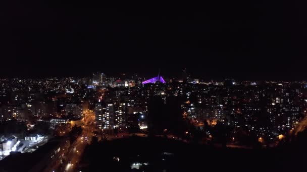 耶路撒冷市夜景空中景观和弦桥夜景主要入口交通和卡拉特拉瓦桥 德隆景观 — 图库视频影像