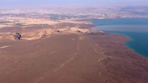 Jordánsko ústí řeky do Mrtvého moře, letecký pohledMírová dohoda z roku 1994 mezi Izraelem a Jordánskem na severním pobřeží mrtvého moře, letecká