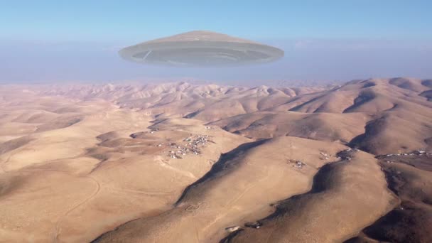 Duży Statek Kosmiczny Kosmiczny Sacuer Ufo Nad Pustyni Maountains Widok — Wideo stockowe