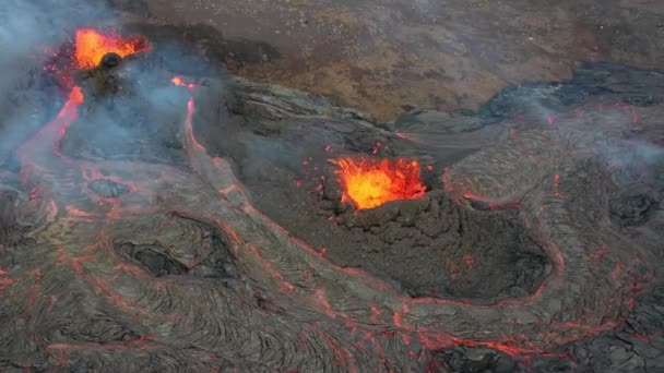 Полет Над Вулканом Извержения Лавы Гора Фаградальсфьолл Беспилотник Iceland4K Выстрел — стоковое видео