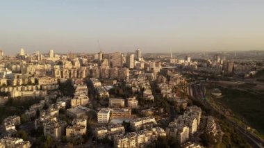 Kudüs Merkezi 'nin hava görüntüsü, İsrail İHA görüntüsü Kudüs yüksek teknoloji parkı ve Ortodoks Mahallesi, Nisan 2021