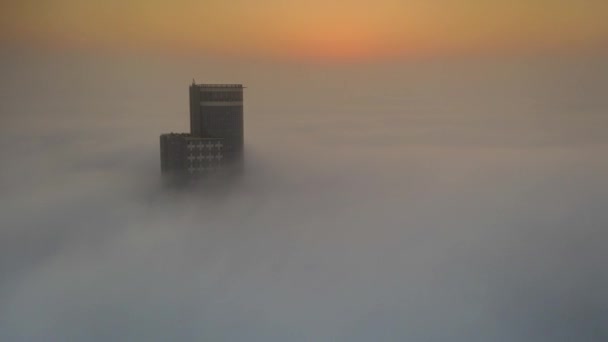 Rascacielos Elevándose Por Encima Las Nubes Aérea Tel Aviv Israeldrone — Vídeo de stock