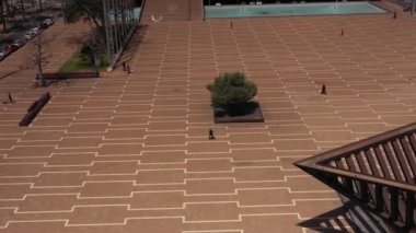 Tel avivDrone 'daki Rabin Meydanı üzerinde hava manzarası Boş Tavşan Meydanı Gün Işığı, 2021