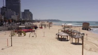 Tel Aviv Sahil Hattı Corona Virüsü salgını sırasında bomboş, Hava Sahil Kapalı, Tel Aviv 'de insansız hava aracı görüntüsü, Ekim 2020