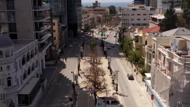 テルアビブ市内の道路や海 テルアビブイスラエルからのAerialdroneビュー 4月2020 — ストック動画