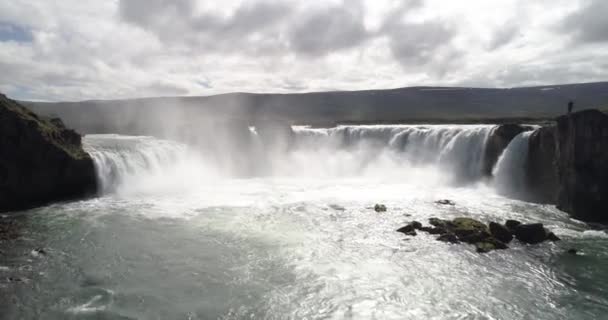 Вид Воздуха Водопад Годафосс Исландия Водопад Севере Исландии Вид Дрон — стоковое видео