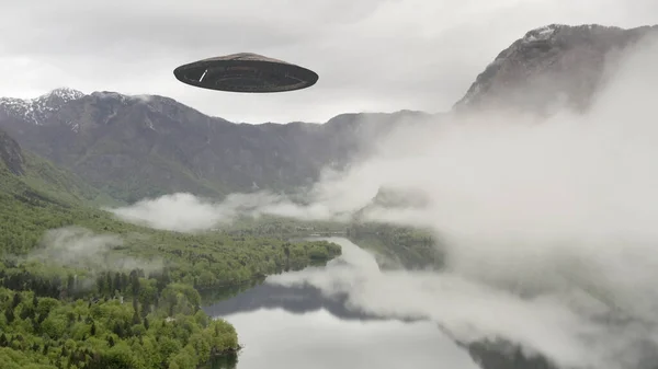 Fliegende Untertasse Ufo Über Seeluftaufnahme Über Europas Landschaft Seenlandschaft Berge — Stockfoto