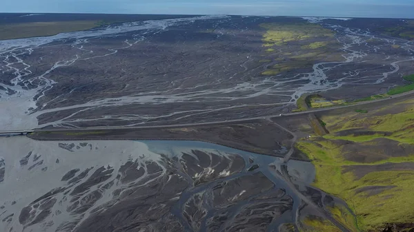 Aerial Glacial River Meltwater Mixed Natural Mineral Skaftafell River4K Drone Immagine Stock