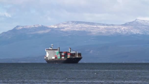 Nave container in Antartide — Video Stock