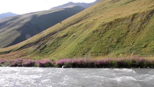 Горы Казбеги — стоковое видео