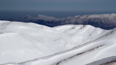 karlı dağ manzarası