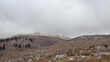 Güvenlik Duvarı ile Filistin Köyü