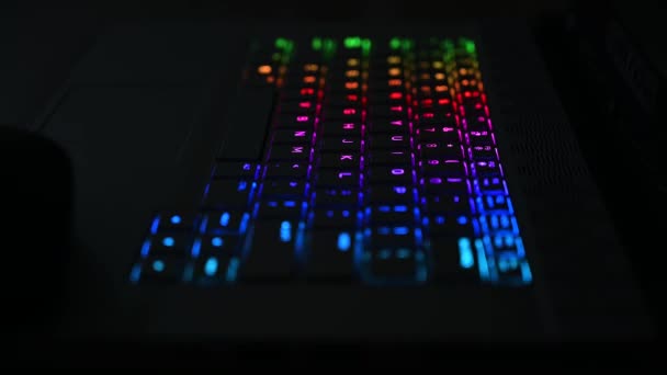 Clavier Avec Éclairage Rétroéclairé Rvb Changeant Les Couleurs Pour Les — Video