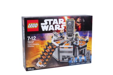 Karbon dondurmak odası Lego seti 75137