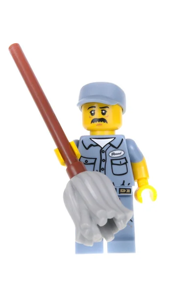 Уборщик Lego Series 15 Minifigure — стоковое фото