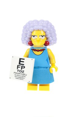 Selma Bouvier Lego Minifigure