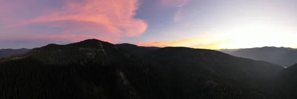 Spectaculaire Ciel Rose Lever Soleil Sommet Montagne Panorama Aérien — Photo