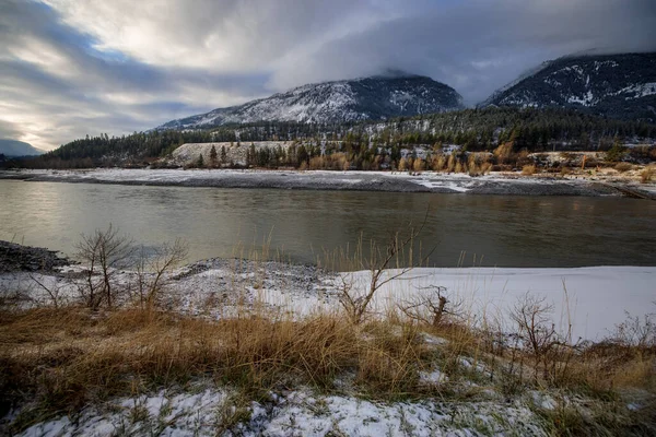 Natursköna Fraser River Vintern — Stockfoto