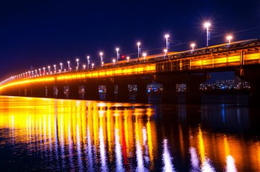 Paton köprü gece