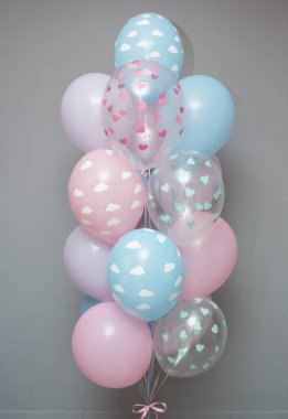 Doğum günü balonları buketi, helyum balonları