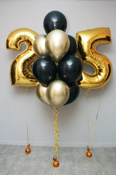 Ballonnen Voor Een Man Zwarte Gouden Ballonnen Ballonnen Nummers — Stockfoto