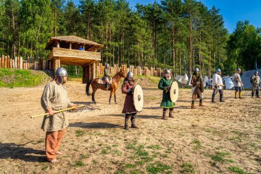 Polonya, Cedynia Savaşı 'nın tarihi yeniden canlandırması