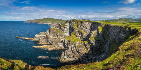 Large Panorama Majestic Tall Kerry Cliffs Turquoise Coloured Atlantic Ocean — Stock Photo, Image