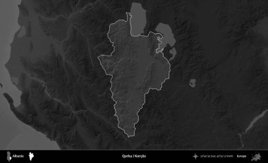 Qarku i Korces. Arnavutluk 'un idari alanı koyu gri tonlu bir yükselme haritasına vurgulandı ve ana hatları çizildi