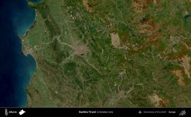 Bashkia Tirane. Ekim 2019 'da çekilen Global Mozaik Sentinel-2 karolarından oluşan bir uydu görüntüsü üzerine Arnavutluk' un idari alanı