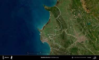 Bashkia Durres. Arnavutluk 'un idari bölgesinde, Ekim 2019' da çekilen Global Mozaik Sentinel-2 karolarından oluşan bir uydu görüntüsü sıralandı