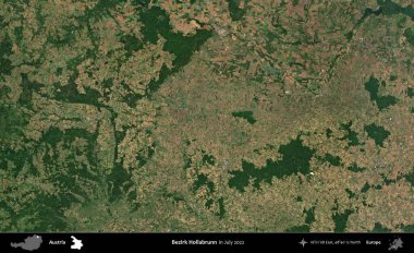 Bezirk Hollabrunn. Temmuz 2022 'de çekilen Global Mozaik Sentinel-2 karolarından oluşan bir uydu görüntüsü üzerine Avusturya' nın idari bölgesi