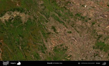 Breznik. Ekim 2019 'da çekilen Global Mozaik Sentinel-2 karolarından oluşan bir uydu görüntüsü üzerine Bulgaristan' ın idari alanı