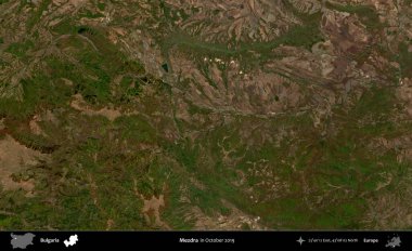 Mezdra. Ekim 2019 'da çekilen Global Mozaik Sentinel-2 karolarından oluşan bir uydu görüntüsü üzerine Bulgaristan' ın idari alanı