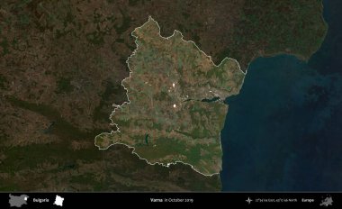 Varna. Bulgaristan 'ın idari alanı, Ekim 2019' da çekilen Global Mozaik Sentinel-2 karolarından oluşan koyu renkli bir uydu görüntüsü üzerinde vurgulandı ve özetlendi