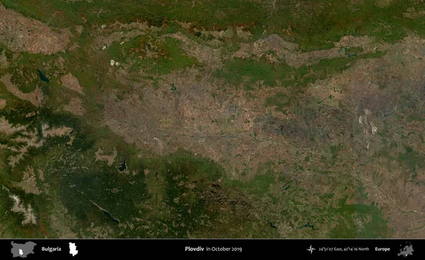 Plovdiv. Ekim 2019 'da çekilen Global Mozaik Sentinel-2 karolarından oluşan bir uydu görüntüsü üzerine Bulgaristan' ın idari alanı