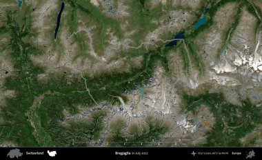 Bregaglia. İsviçre 'nin idari bölgesi, Temmuz 2022' de çekilen Global Mozaik Sentinel-2 karolarından oluşan bir uydu görüntüsüyle özetlenmiştir.