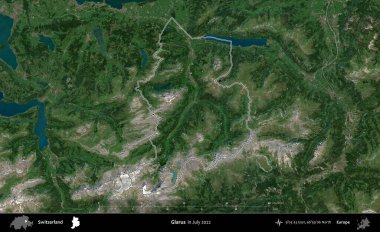 Glarus. İsviçre 'nin idari bölgesi, Temmuz 2022' de çekilen Global Mozaik Sentinel-2 karolarından oluşan bir uydu görüntüsüyle özetlenmiştir.