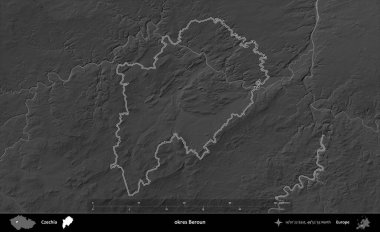 Tamam Beroun. Gri tonlu yükseklik haritasına göre Çek Cumhuriyeti 'nin idari bölgesi