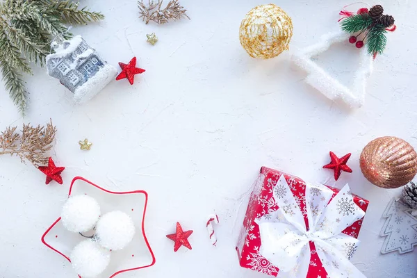 Banner Ramas Navidad Cajas Regalo Juguetes Navidad Sobre Fondo Blanco —  Fotos de Stock