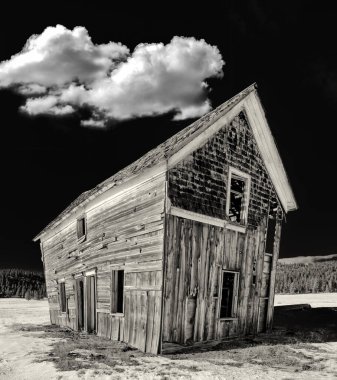 Bir Idaho bozkırındaki çiftlikten harap olmuş. 